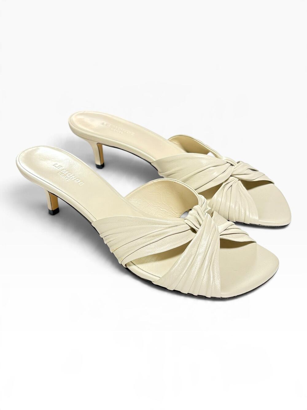Le Monde Beryl New Antonia Kitten Heel Mules in Ecru Leather 38.5